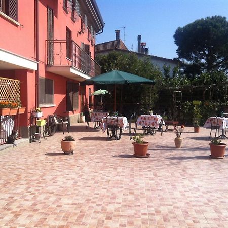 Agriturismo E Az. Agricola Ma.Mi Sale Exterior foto